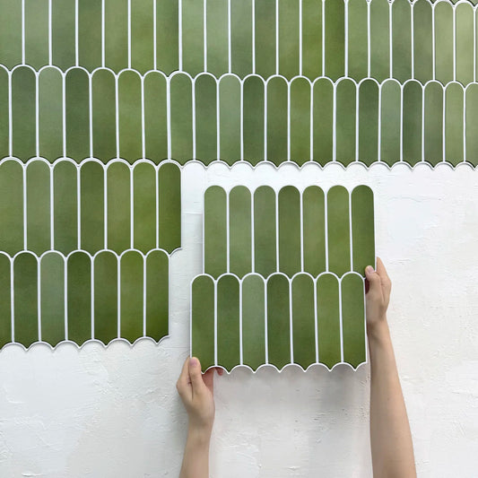 Fish Scale Peel-and-Stick Wall Tiles (30cm x 30cm)